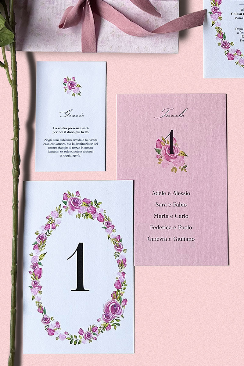 Tableau de Mariage e Numero Segnatavolo Collezione Romance - Coordinato matrimoniale ispirato alle rose per un matrimonio romantico Tableau de Mariage e Numero Segnatavolo Collezione Romance